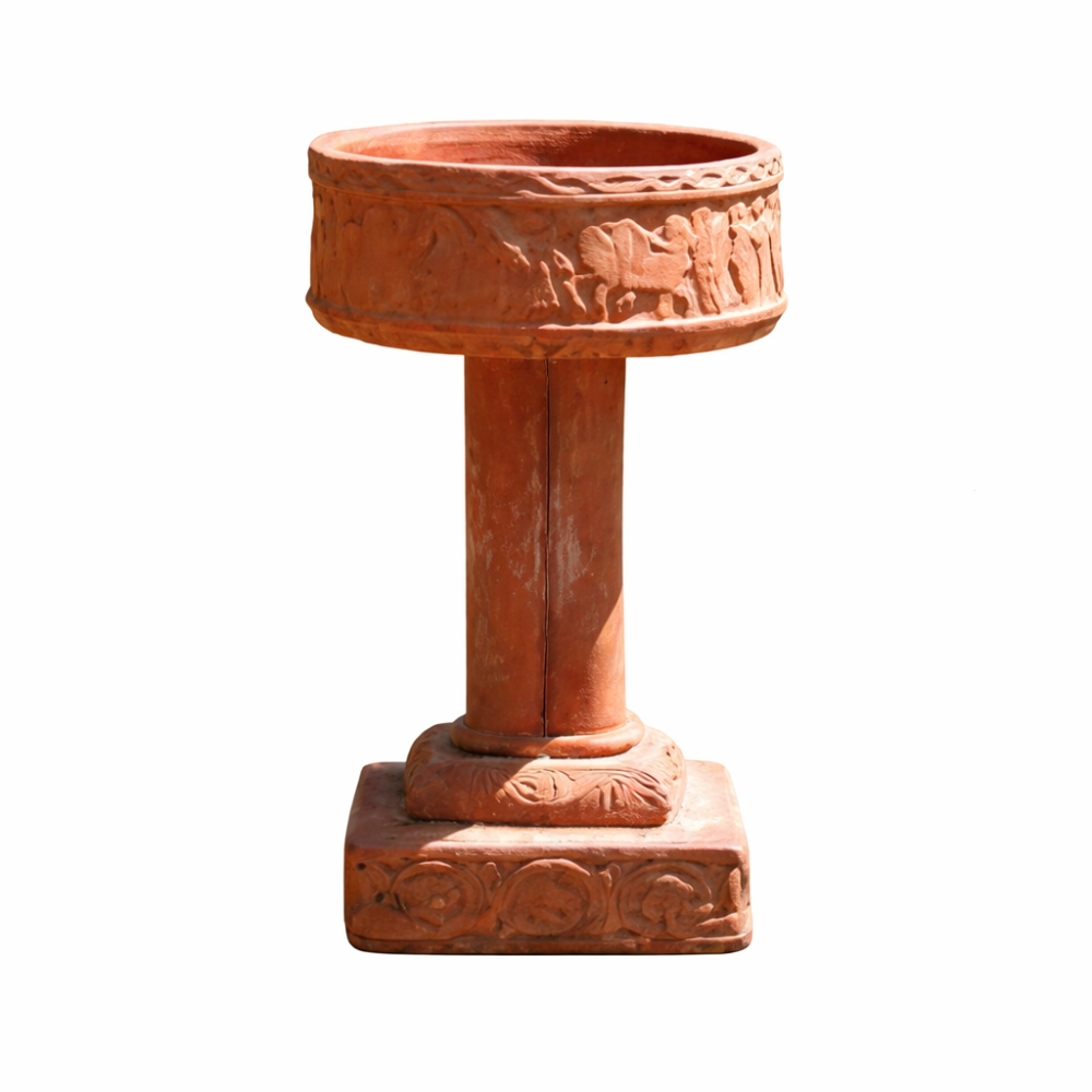 Bassin d’eau en terre cuite d’Impruneta avec relief byzantin